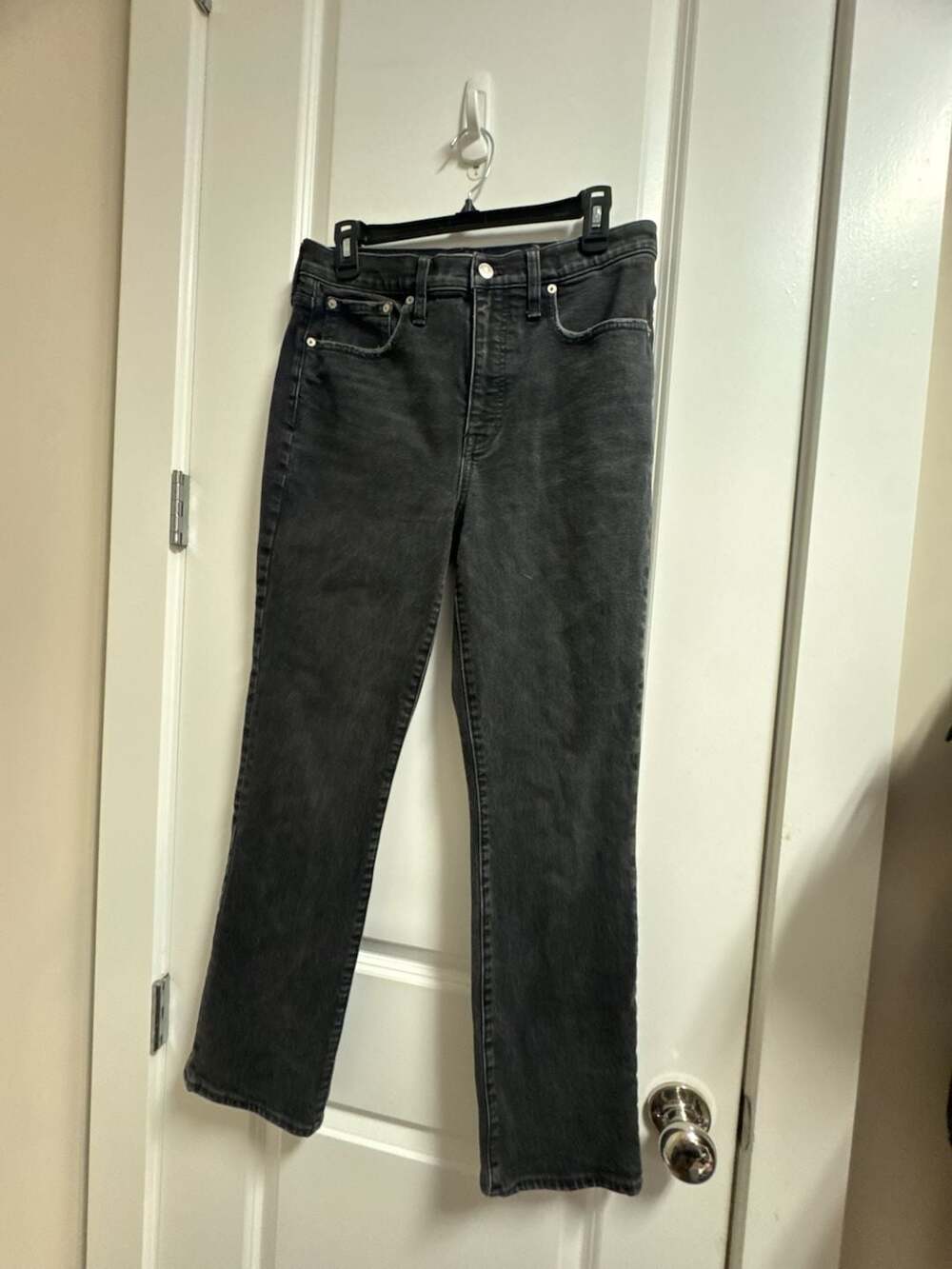 Madewell Slim Demi-Boot Size 29T Black Denim Jeans